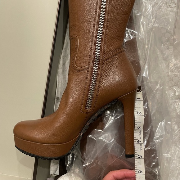 BNIB Gucci boots - Picture 7 of 8